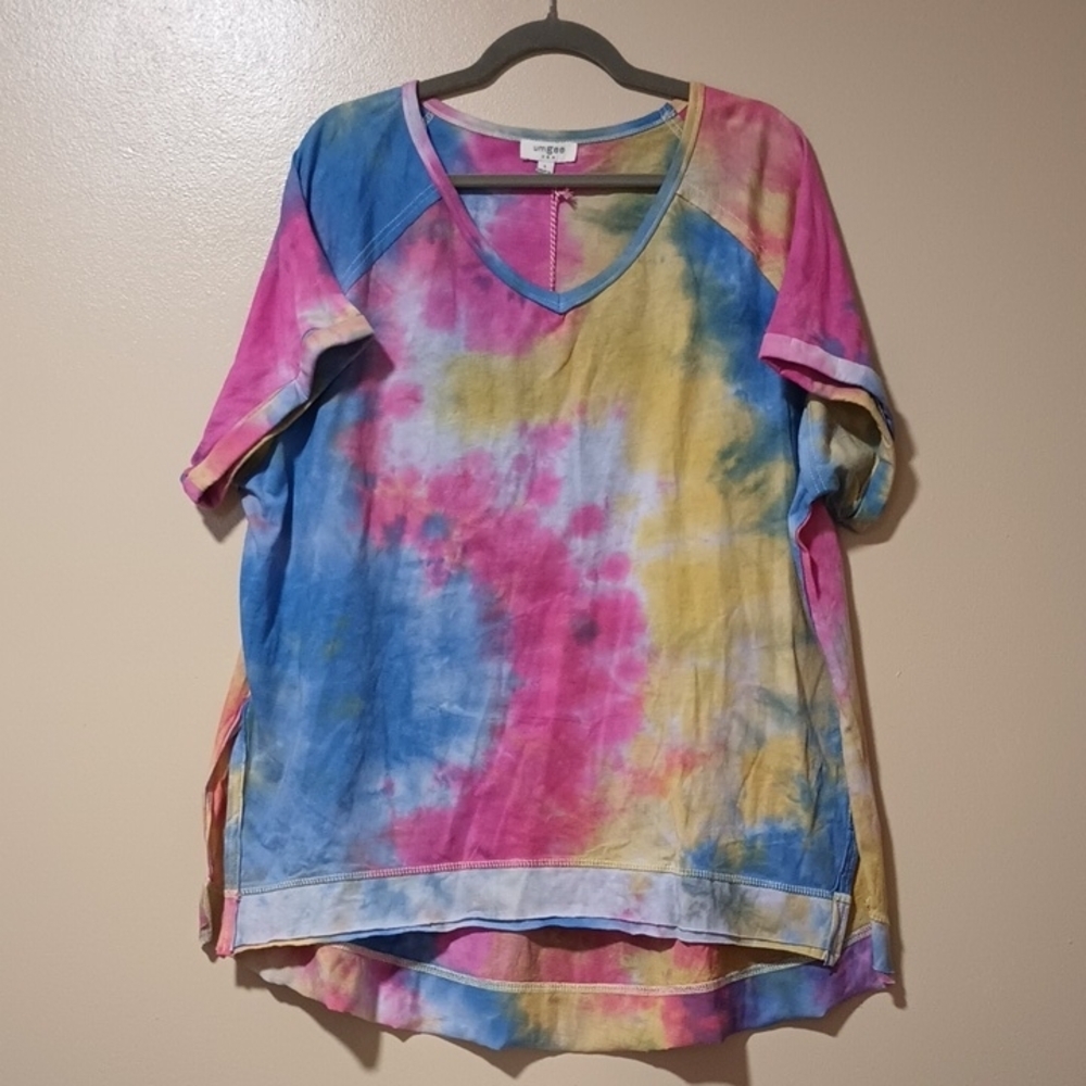 Umgee Tie-Dye Short Sleeve Tee in Pink, Blue & Yellow